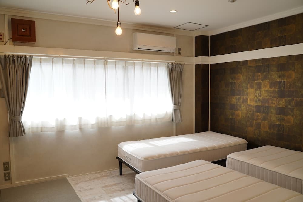 Usatsuno Osu - Hostel