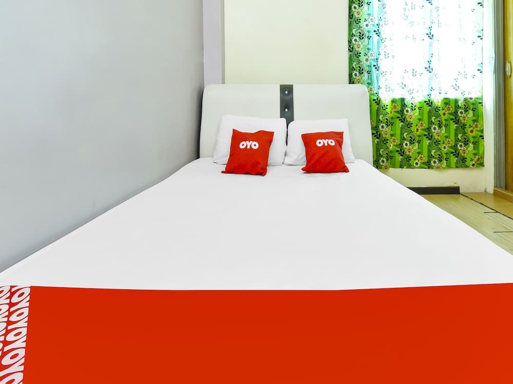 SPOT ON 90477 Hotel Kl2fighter