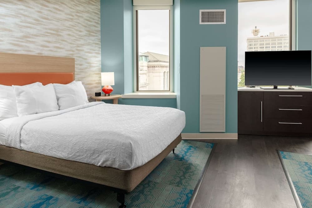 Home2 Suites by Hilton St. Louis Downtown