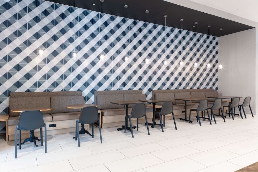 Home2 Suites by Hilton St. Louis Downtown