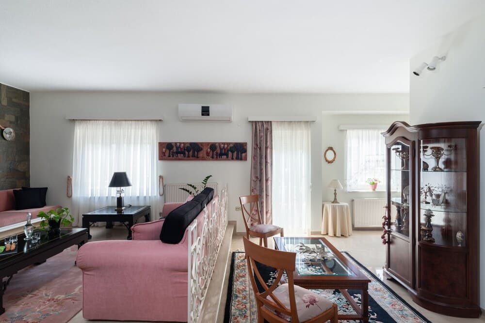 Elegant Harbour Apartment