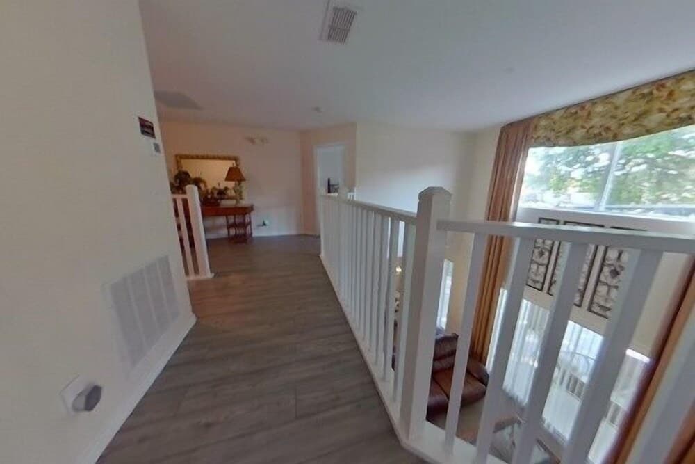 6 Bed 5.5 Bath Mins Away From Disney In Gated Comm 6 Bedroom Villa by Redawning