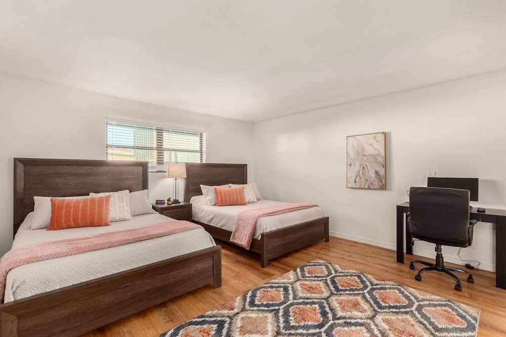 Glencove Mesa 4 Bedroom Home by Redawning