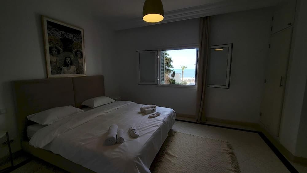 The Perfect Flat Sea Side Central Luxurious