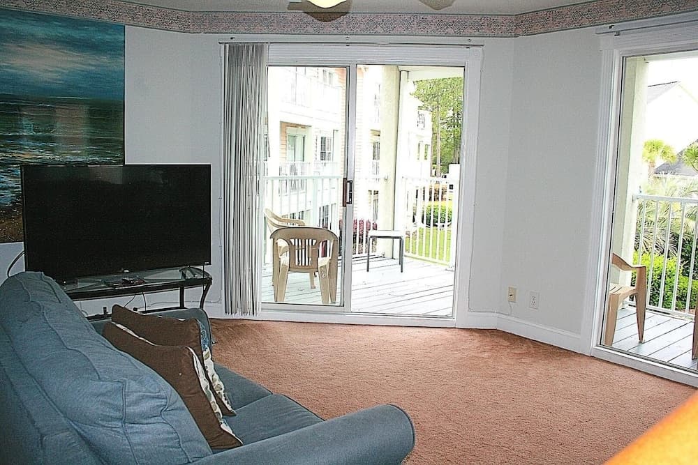 Golf Resort Condo 604M at Brunswick Plantation Close to Beach in Calabash by RedAwning