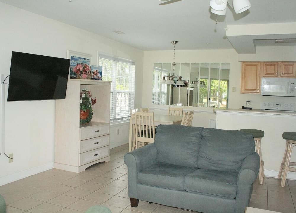27 Hole Golf Course Onsite Brunswick Plantation Condo 2303m Close to Beach in Calabash by Redawning