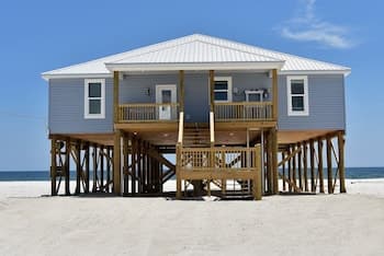 Pelicans Perch - Half Acre Private Lot Directly On The Gulf Of Mexico. The Perfect Setting For Life Long Family Memories! 4 Bedroom Home by Redawning