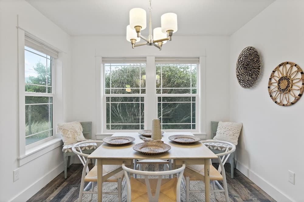 Beach Walk Cozy Cabin - Short walk to beach