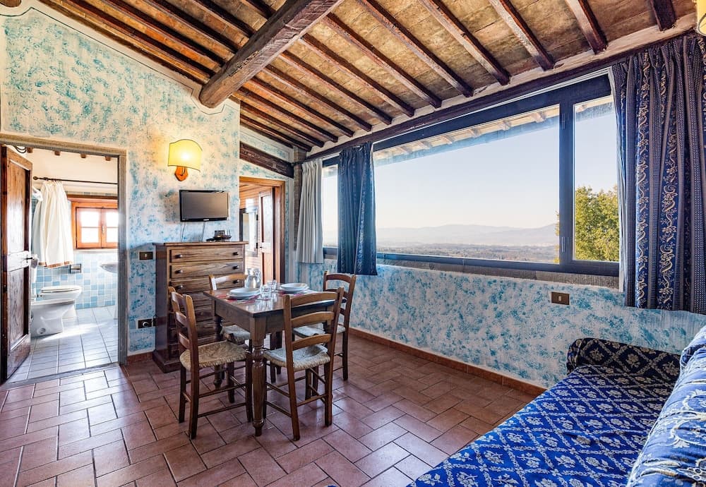 Usignoli Pool Apartment Tuscany