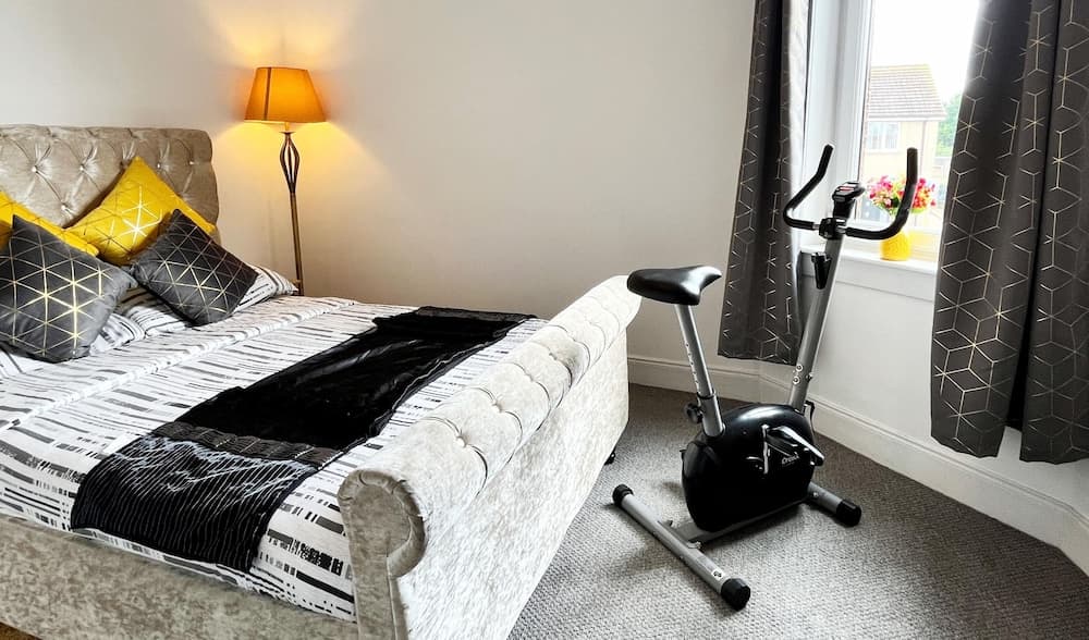 Luxury 2 Bedroom Entire Flat - Self Check in & Check out