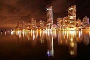 8mg-1 Mansion in Cartagena Near the Sea With Air Conditioning And Wifi