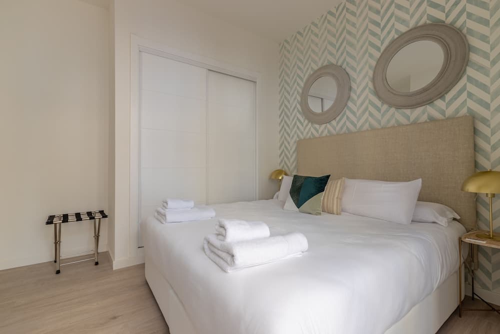 Thyssen Boutique Apartments Caleta Homes
