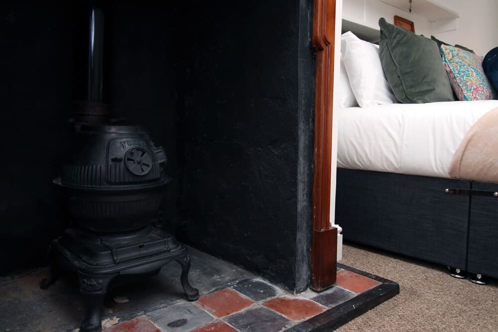 St Paul's View Apt 1 by Tŷ SA