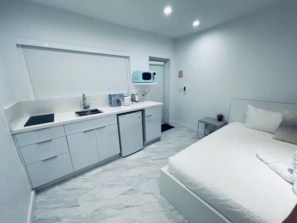 The Marlin Beachside