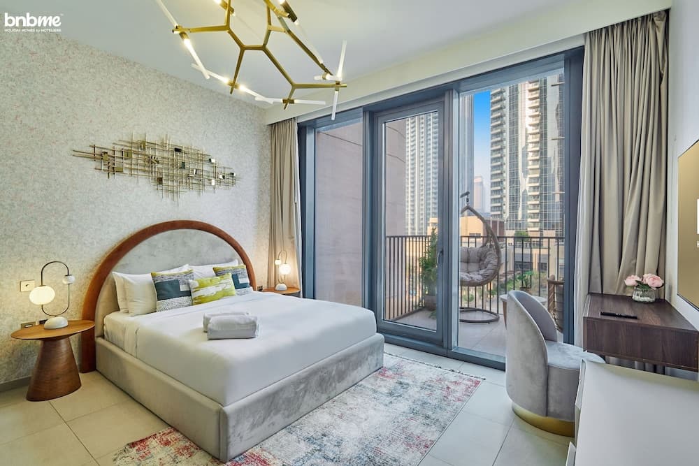 bnbme | Boulevard Heights | 3 + Maids