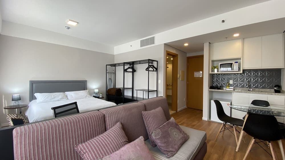 STD - Anora Spaces - Stadium Alphaville