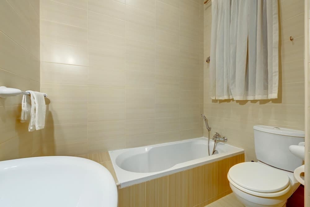 Modern 2 Bedroom Maisonette in Central Sliema