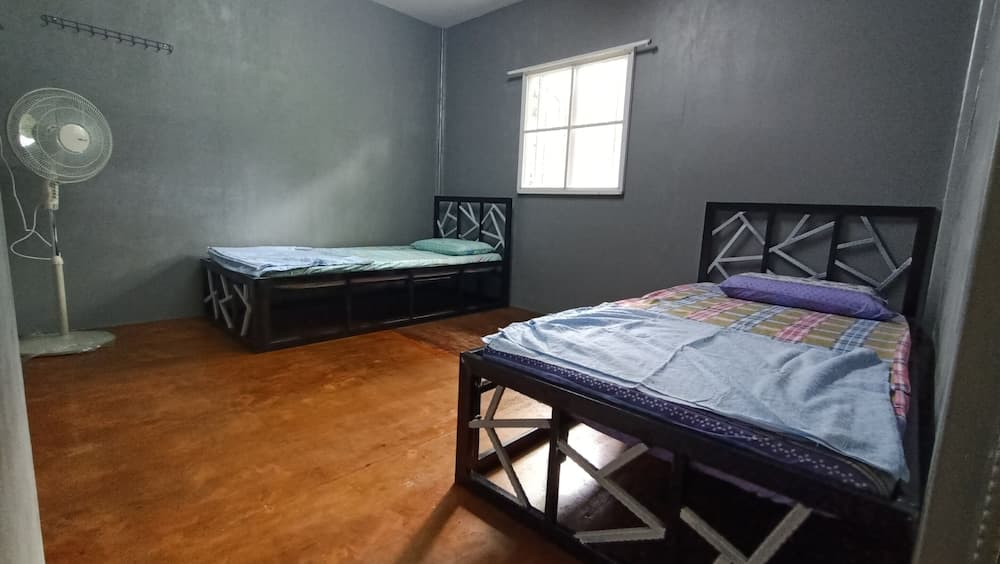 Hotel O Flinstone Lodge