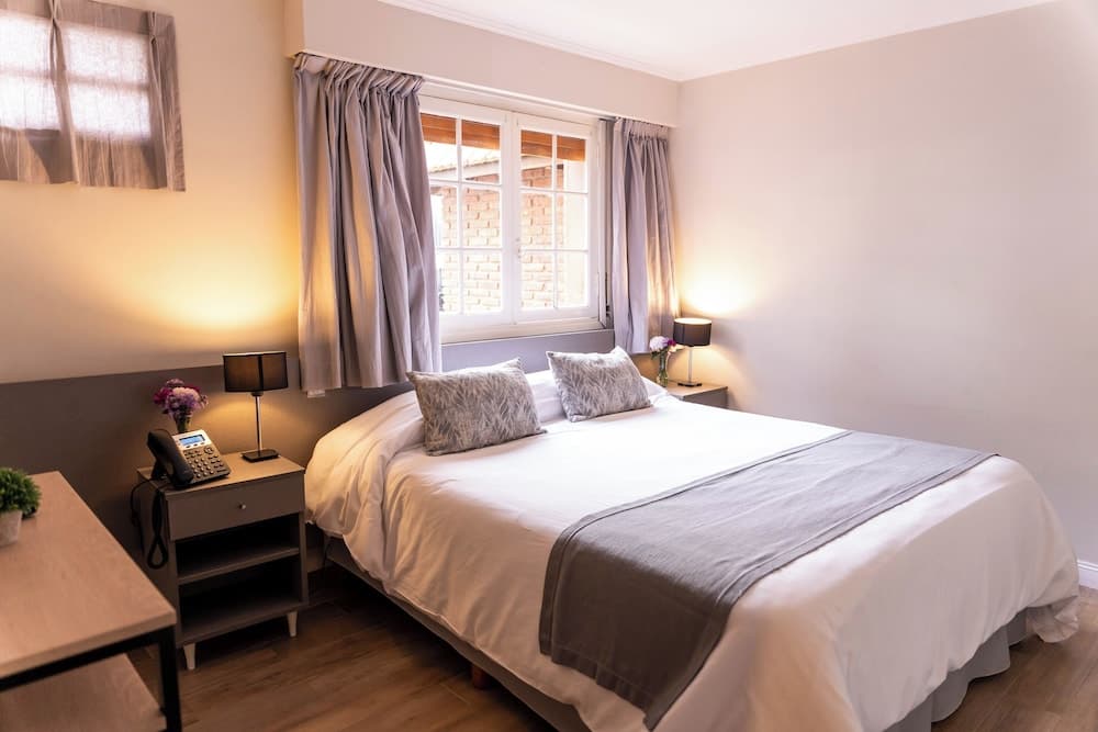 O2 Hotel Valeria del Mar