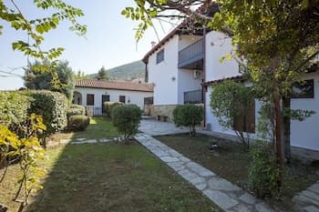 Dandy on the Hill in Amfiklia