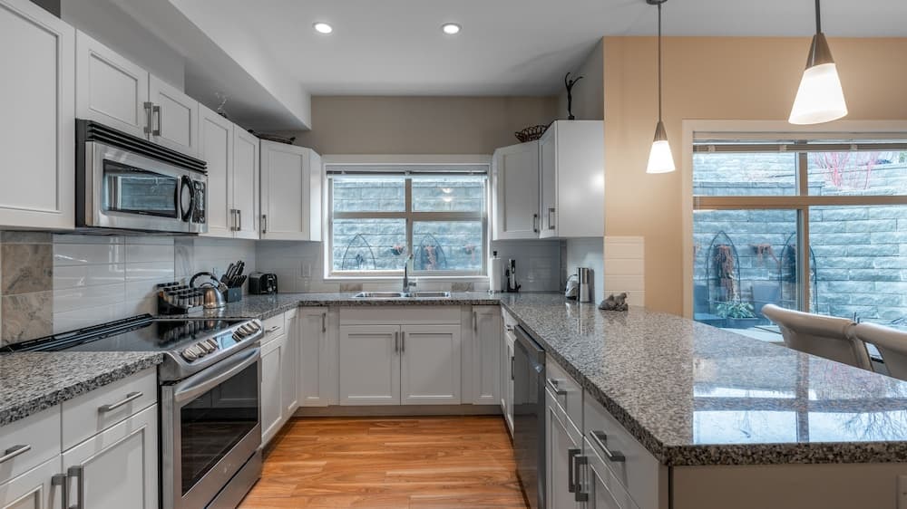 Fabulous Condo at Five Star Resort #209