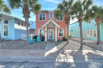 Island Time 38vw 3 Bedroom Home by Redawning