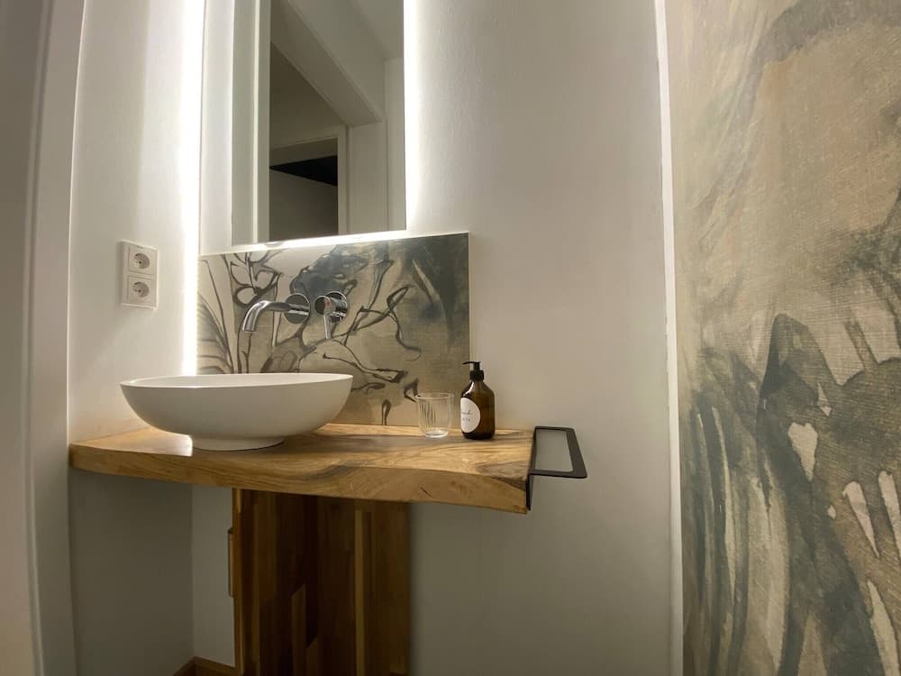 New Exclusive 2 Bedroom Apartment Hamburg