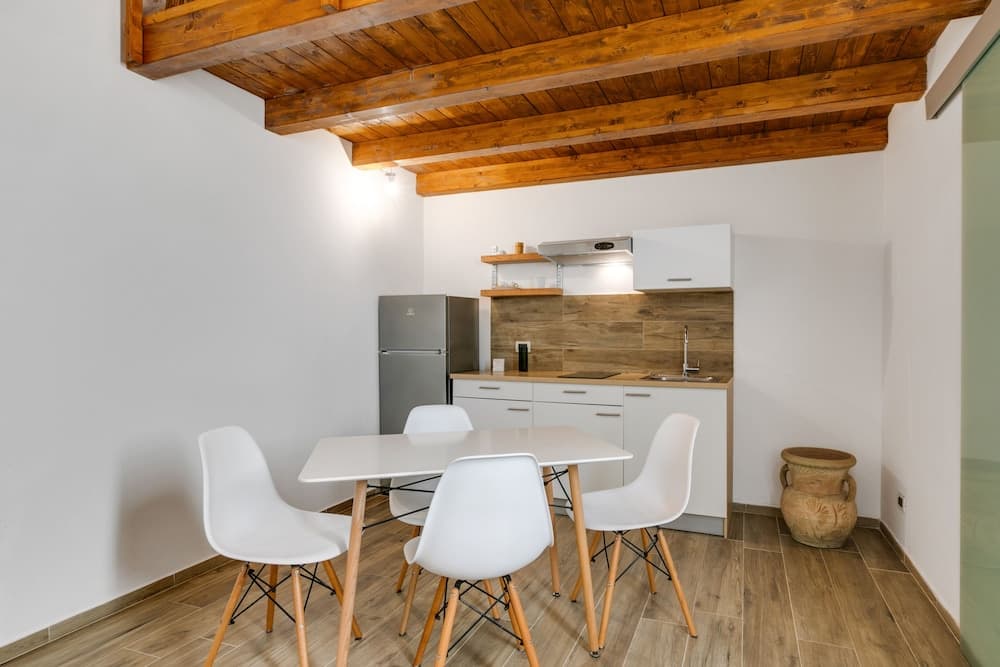 Castello Della Zisa Modern Apartment With Balcony - Adults Only