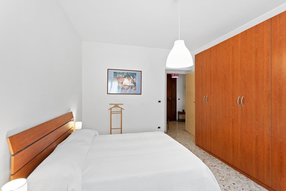 Aci Castello Seaview Apartment With Parking