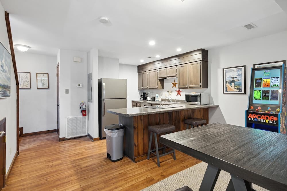 A Gatlinburg Getaway #1228