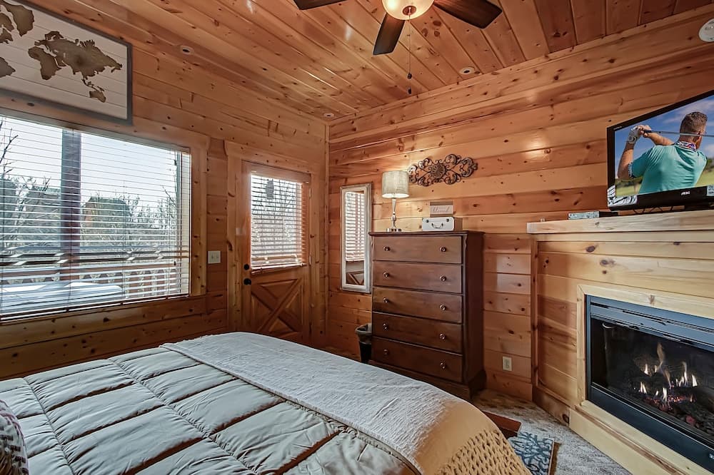 Moonlight Ridge #2632