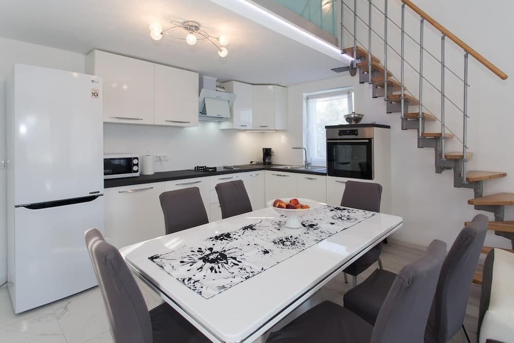 Ivica - With Pool - H