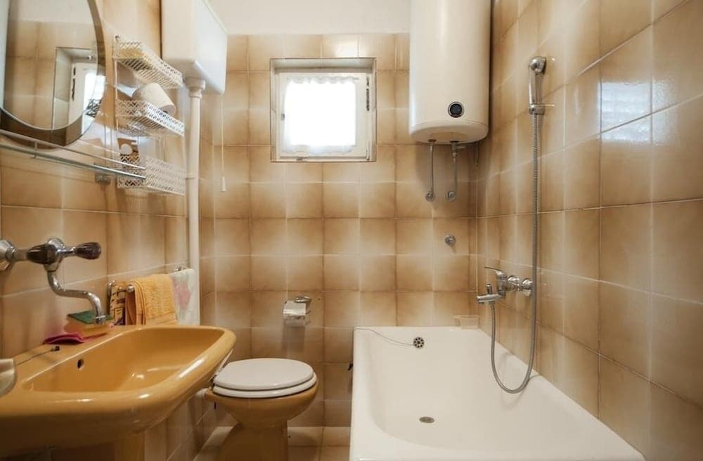 Sreca - 150m From the Beach - A2 - Zuti