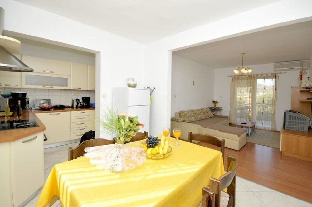 Kata - 100m From sea - A2