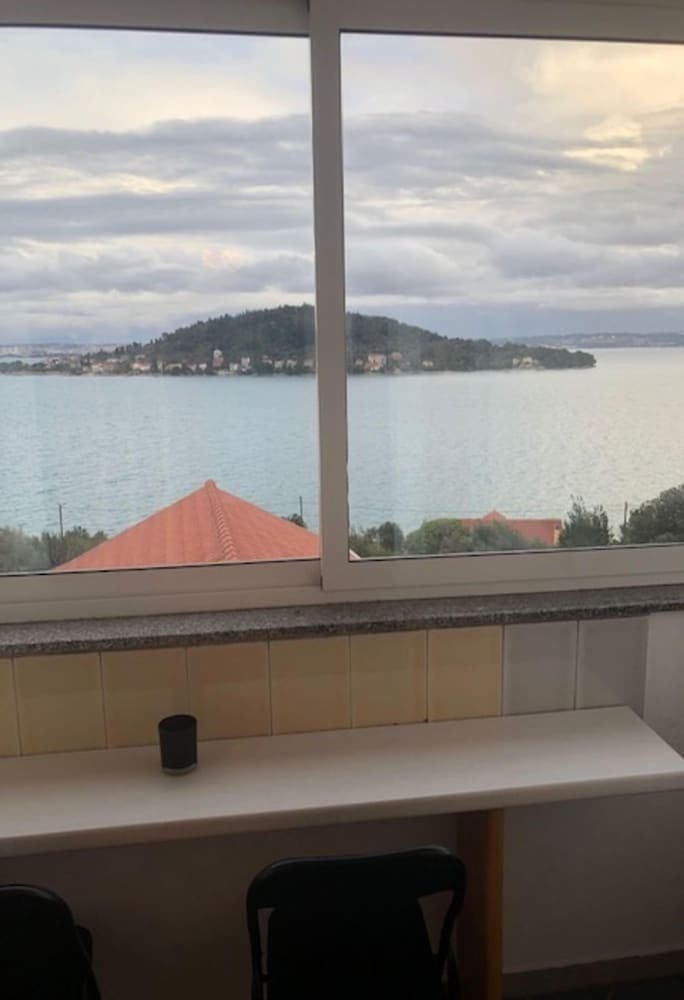 Denko - With Pool - A7