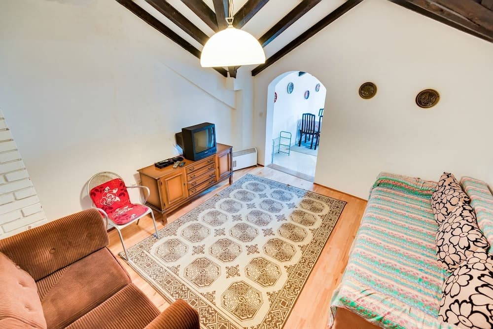 Land - 100m From the sea - A1