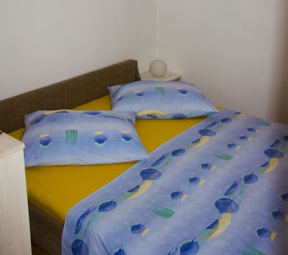 Marija - Beautiful Location Close to the sea - H