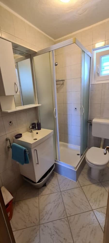 More - With Large Terrace - H