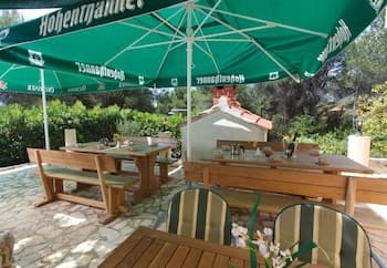 Denis - 100 m From Beach - H