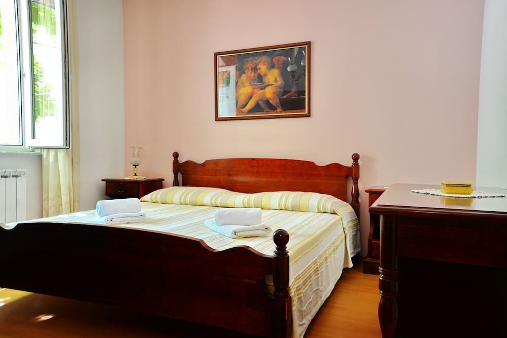 Tom - Comfortable - A2