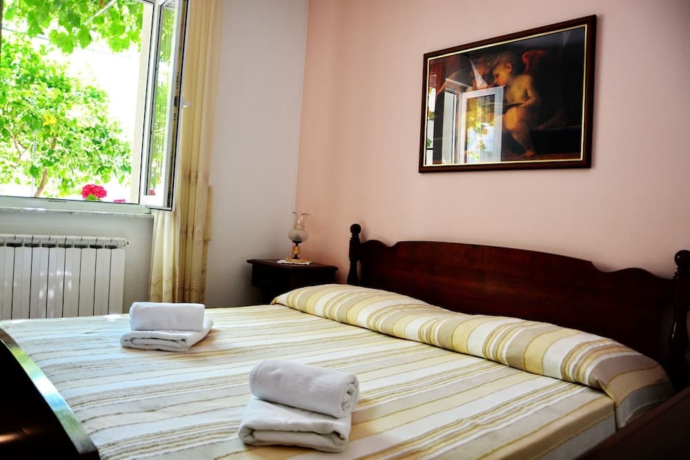 Tom - Comfortable - A2