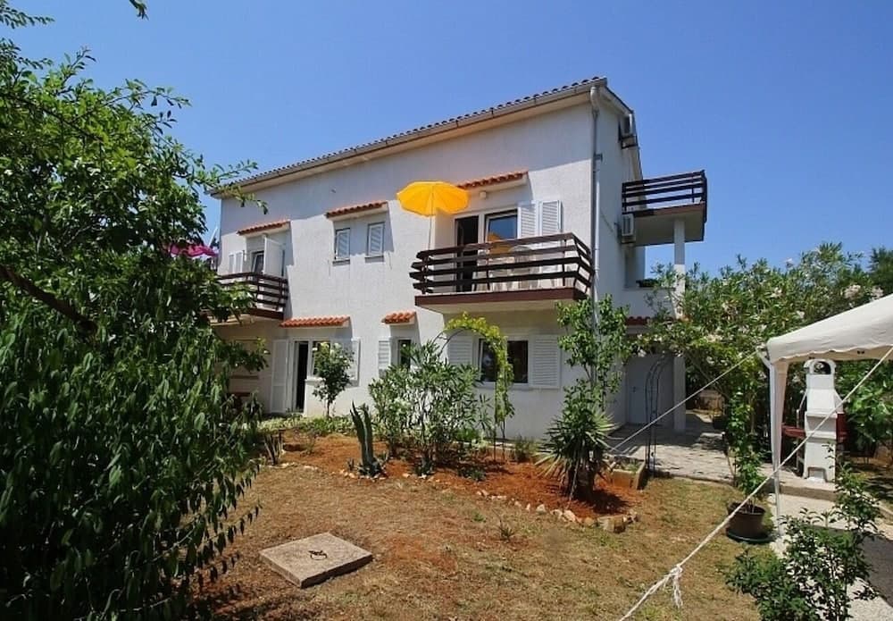 Nika - With Parking - A1