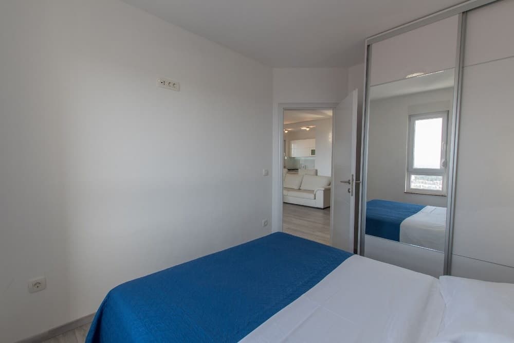 Ivan - sea View - A3