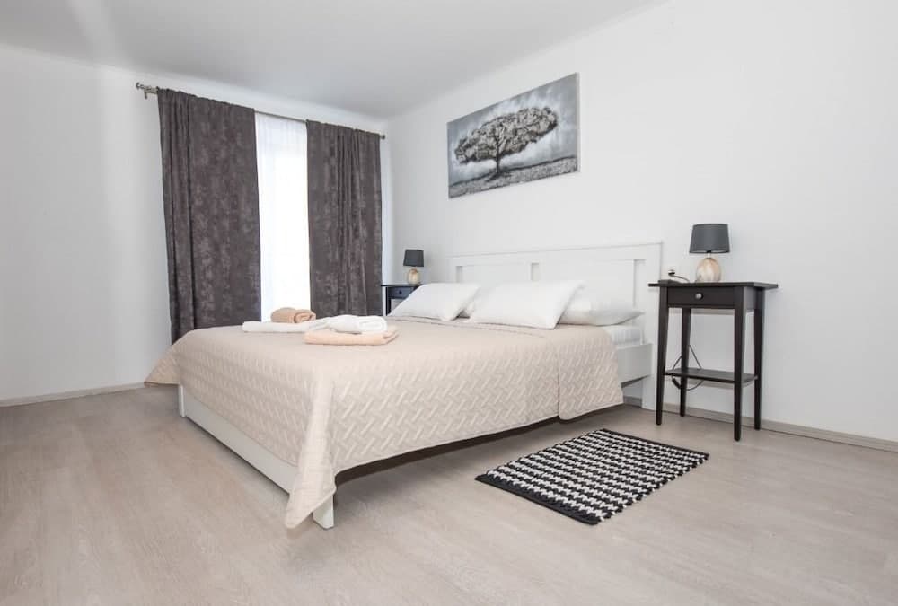 Ante - Garden Terrace - H