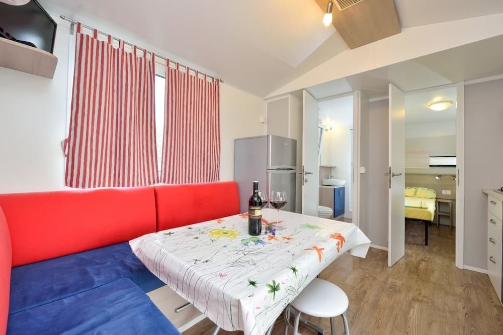 Iva - Great Garden - H