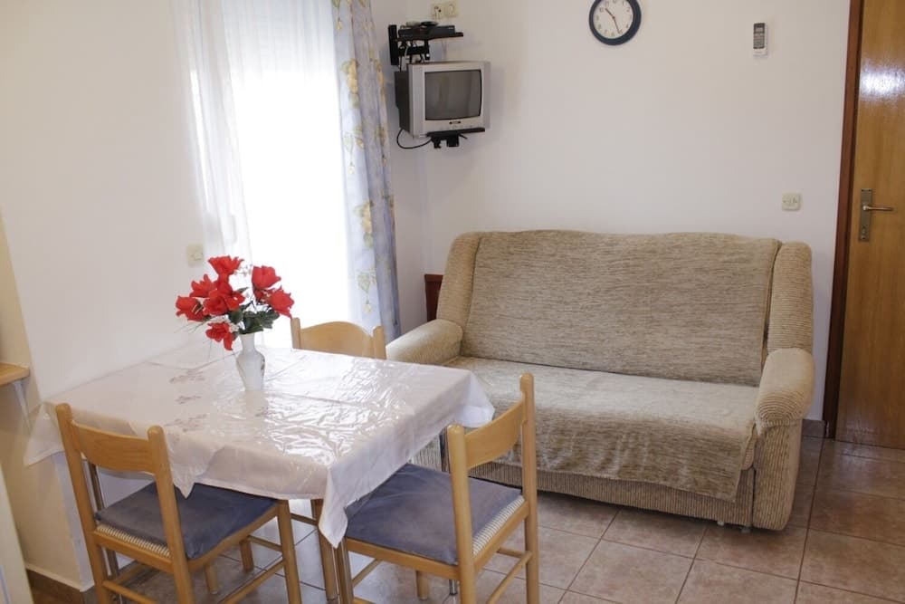 Ivan - 300 m From sea - A6