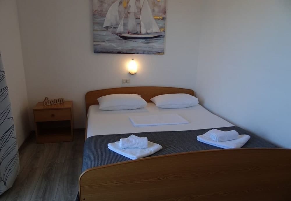 Mara - 70m From the sea - A2