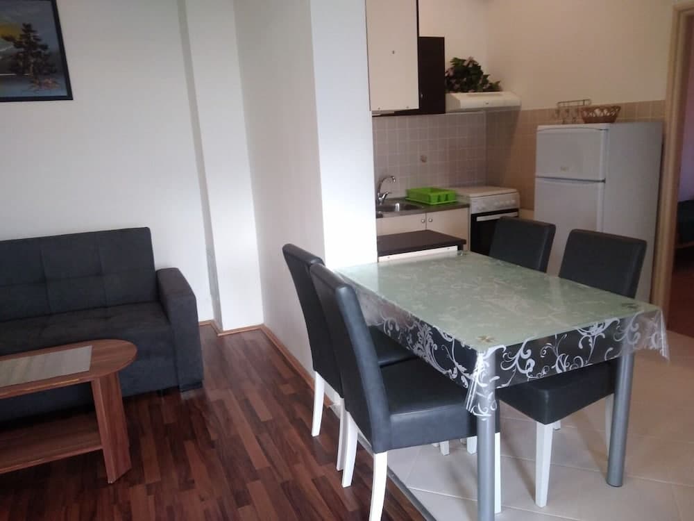 Vanja - Terrace & BBQ - A1