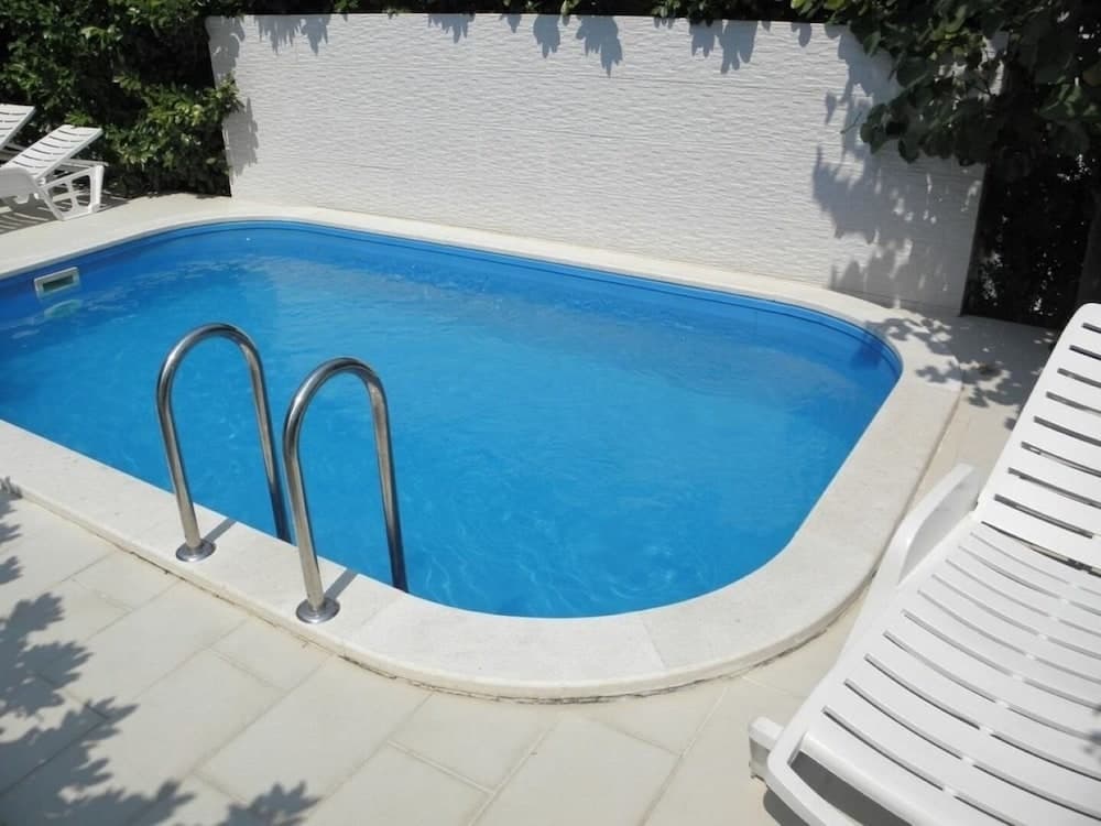 Stjepan - Free Parking - SA3