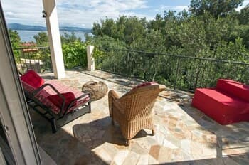 Jagoda - Next to the sea - A1